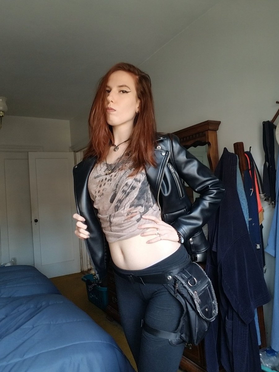 Siryn_Cosplay's tweet photo. Still having some negative thoughts from yesterday, but no where near the same level. And I'm trying to keep it that way. #slay #destroydepression https://t.co/Y7Nmk6P1Fe