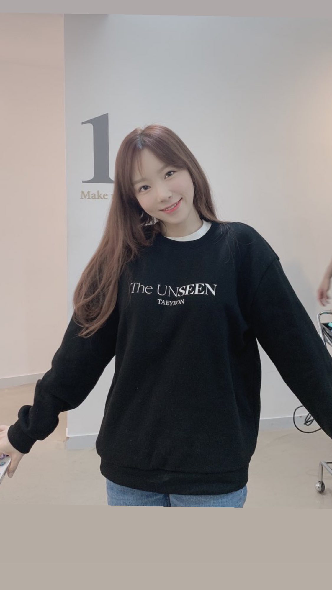 TAEYEON UPDATES on X Thinking about you and your family. We love you https t L3J1LFXDqz X