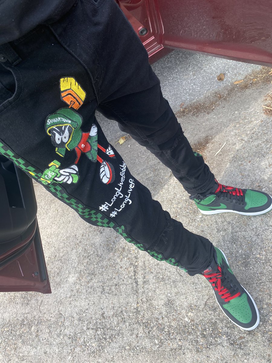 _LilAj3's tweet photo. i done seen how all these niggas tried to downplay my dreams so ima give it to em every time i’m on the scene!🎯 #ShoutoutMamaNoAbortion🙌🏾 
#LongLiveBobby👼🏾
#LongLivePooh👼🏾
#GPG https://t.co/QN4Y9OVr3U