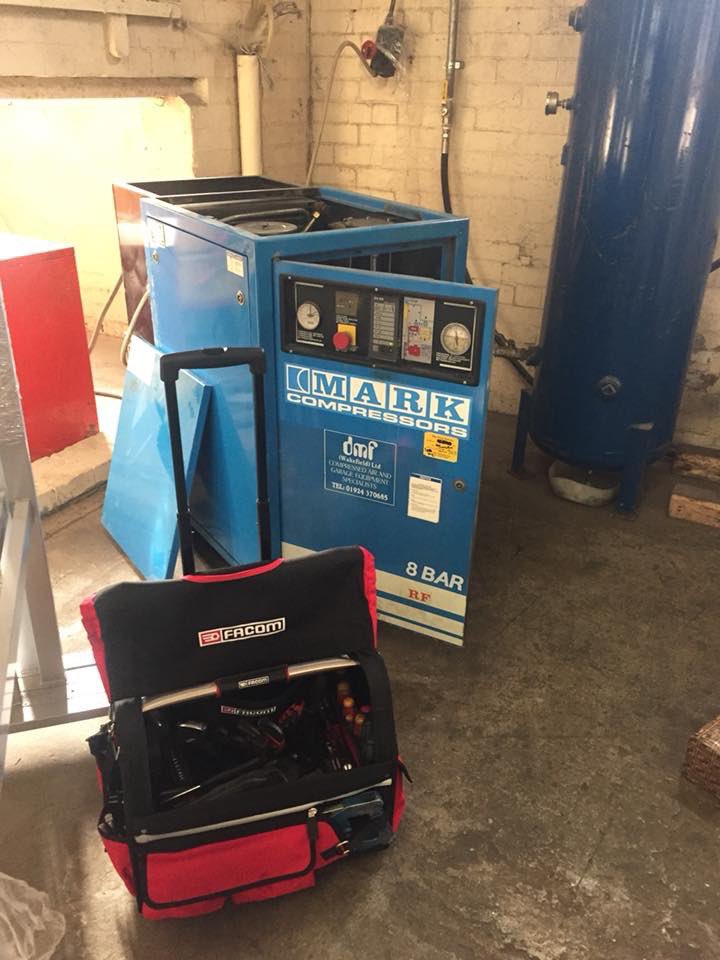 DHBCOMP's tweet photo. Service on a MARK RF https://t.co/yo1TkdTvZK