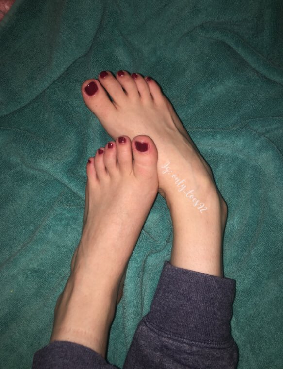toes92's tweet photo. PayPal for pictures! Videos or  customs!! https://t.co/t1Jx5e76vZ