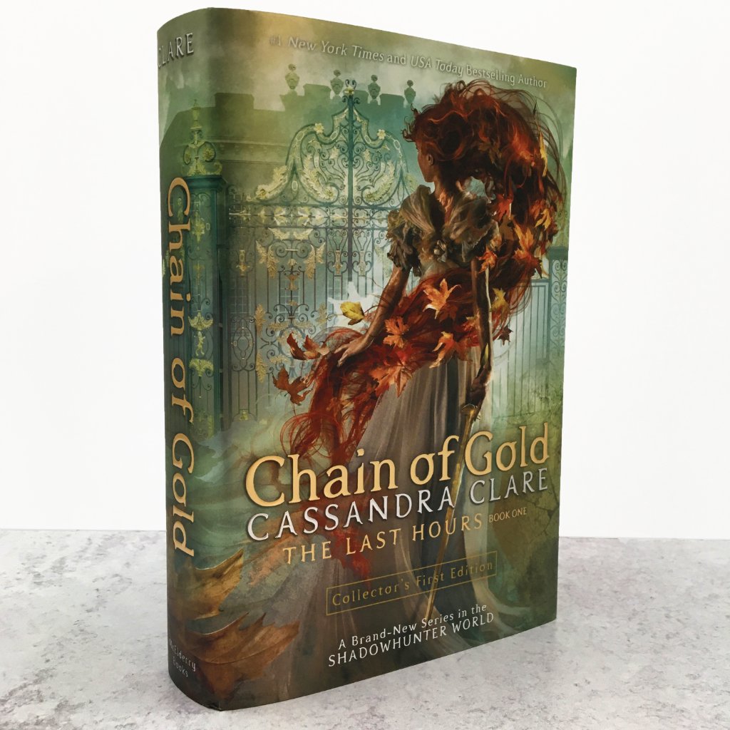 simonteen's tweet image. #ChainOfGold debuted at #1 on the @nytimes bestseller list!! Congrats @cassieclare! 🎉