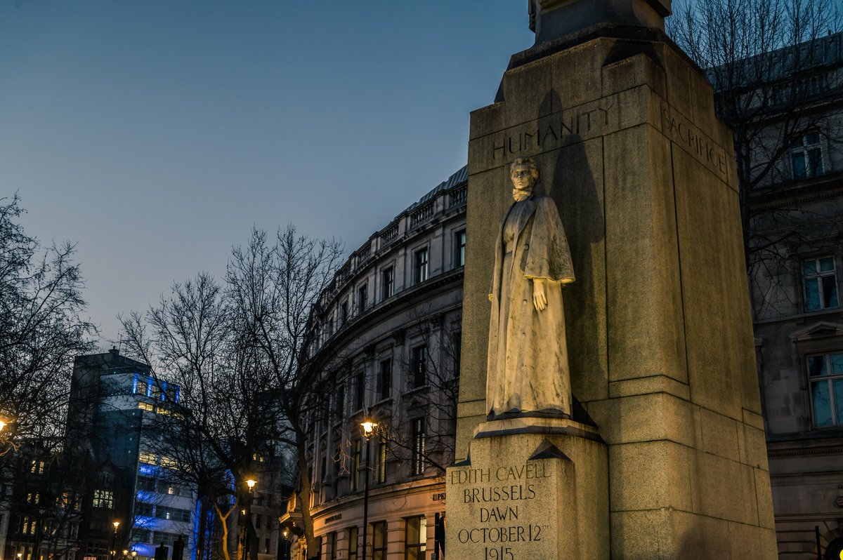 [THREAD]  #PictureOfTheDay 11th March 2020: Edith Cavell  #photooftheday  https://sw1a0aa.pics/2020/03/11/edith-cavell/