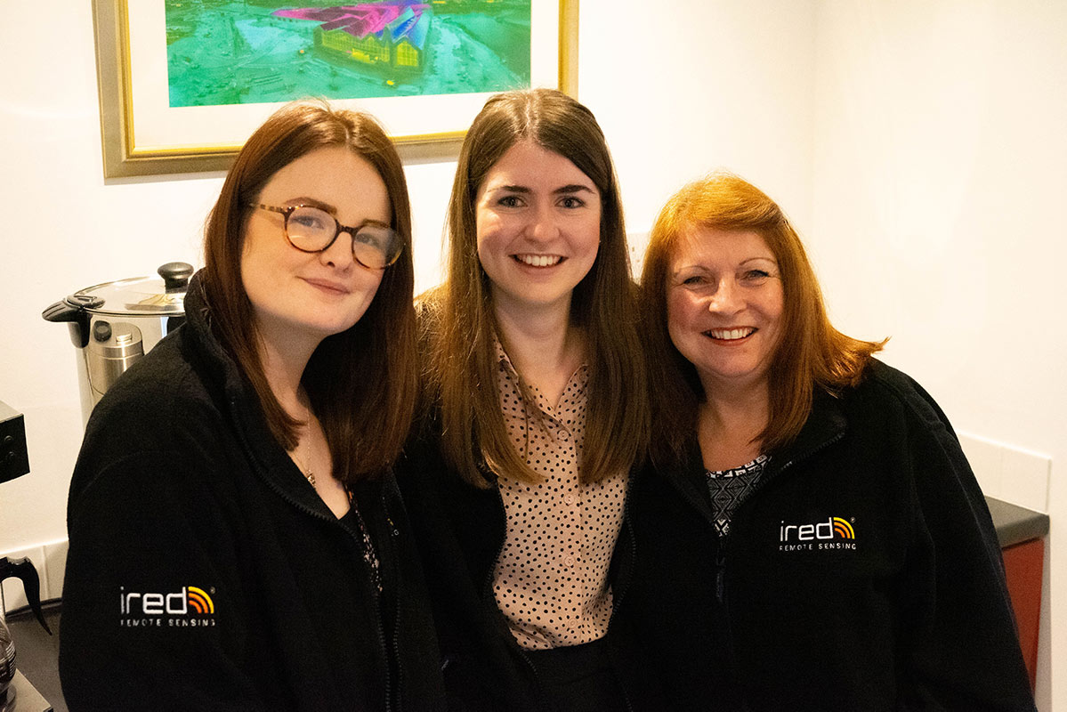 ired_drones's tweet photo. Thanks @Krowmark - the team are loving our new fleeces! https://t.co/mGeFGN1Fl7