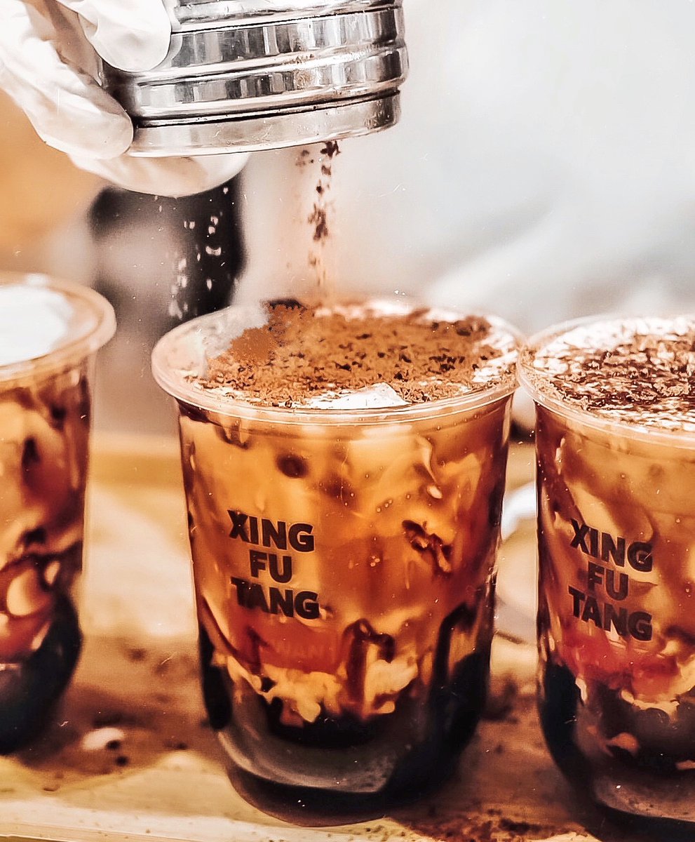 XingFuTangNYC's tweet photo. The weather is starting to get a little warmer in New York! 
It’s the perfect time to have our amazing signature brown sugar boba drink, topped with brown sugar and then brûléed on top for that unique taste!

#XingFuTangUSA #happinessishomemade #XingFuTangNYC #幸福堂 #bubbletea https://t.co/jNbQseAZXM