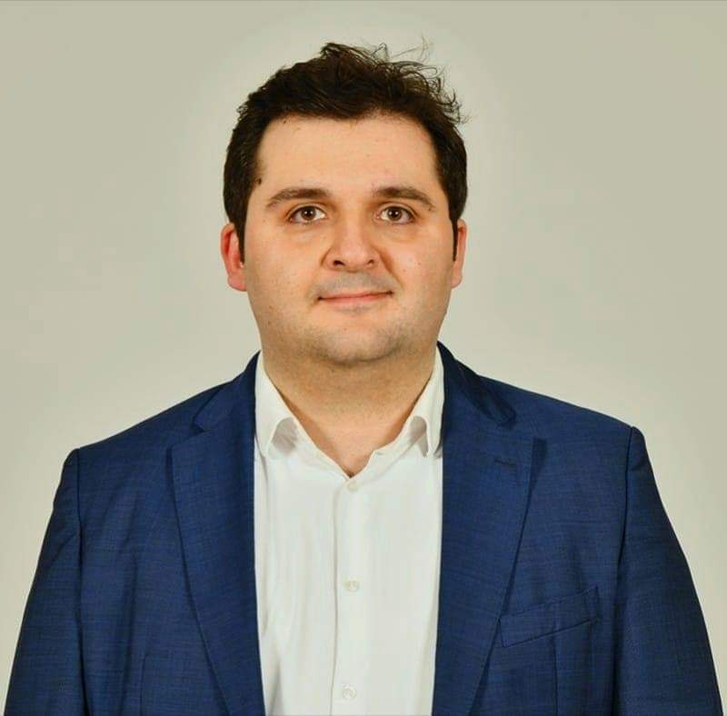GenUDIJeunes's tweet photo. Voici Kevin Legendre-Boniface @l_bkevin, 27 ans, candidat à #SaintSauveurenPuisaye sur la liste "Toujours unis pour agir" menée par Yohann Corde

Adhérent @UDI_off depuis 2017, ses sujets d'intérêt sont le numérique et la communication

Bravo à lui !

#GenerationUDIjeunes2020 https://t.co/h9tmkS79Cs