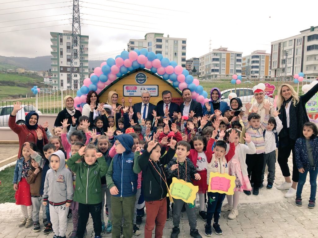 CanikMem's tweet photo. Vilayetler Hizmet Birligi Anaokulumuzun okul bahçesinde oluşturdukları Okuma Evi'nin açılışını bugün gerçekleştirdik... Öğrencilerimize hayırlı olsun...👏👏👏
#samsunokumavakti #heryerekitapheryerdekitap @CoskunESEN57 @Uzunlar61551 @BakiyeUsta @zerrinkaragol https://t.co/JK3jMrexJJ