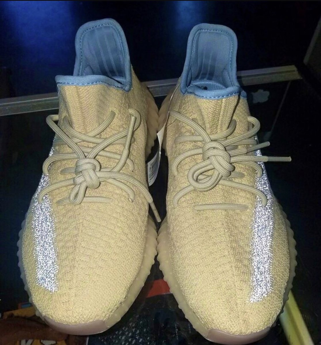 yeezy 350 linen