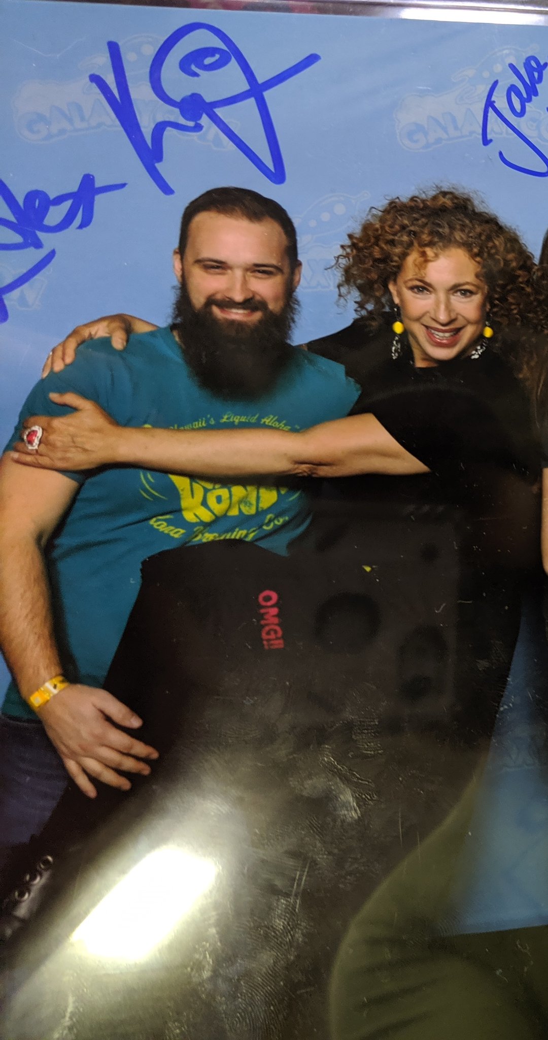Happy birthday to Alex Kingston!  Here\s a picture from last year of her and Alex getting a bit touchy-feely. 
