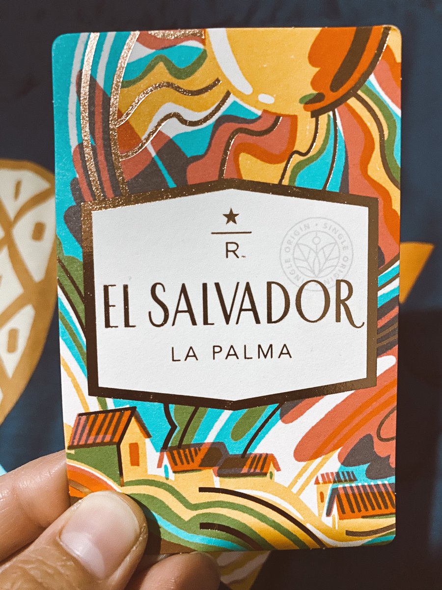 alaras_'s tweet photo. El Savador reserve asem-asemnya kaya pasion tea, ada rasa berry-nya gt, pas didinginin terus dikasih es rasa cocoa-nya menonjol. Suka! Lucu rasanya, emg harga dan kualitas gak membohongi. Itu baru nge-brew pake pour over, blm kalo pake alat lain pasti beda lg. https://t.co/yVLWPoGBwI