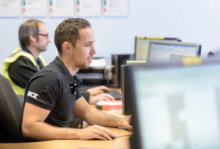 iForcegroup's tweet photo. We’re the UK’s fastest-growing supply chain business. For 20 years we’ve been working behind the scenes to help clients make the most of multi-channel #retail. We provide the #technology and expertise that brands need to succeed. https://t.co/5G9GguKJMd