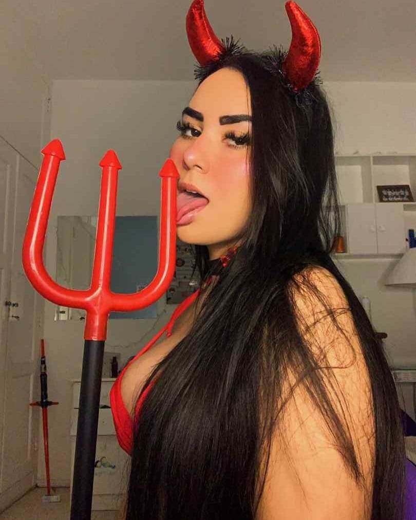 AlexaNuder's tweet photo. do you want my penis to lick?  please chat me, we meet !!!
Reetweet please!😘

#sex #lickpenis #lick #horny #porn #freechat #single #singlewoman #free #boobs #bigboobs #pussy #naked #kisses #kiss #milf #adult #brazzers #ยืมเมจforsex #Connect #milf https://t.co/pTZ8HfDYJn