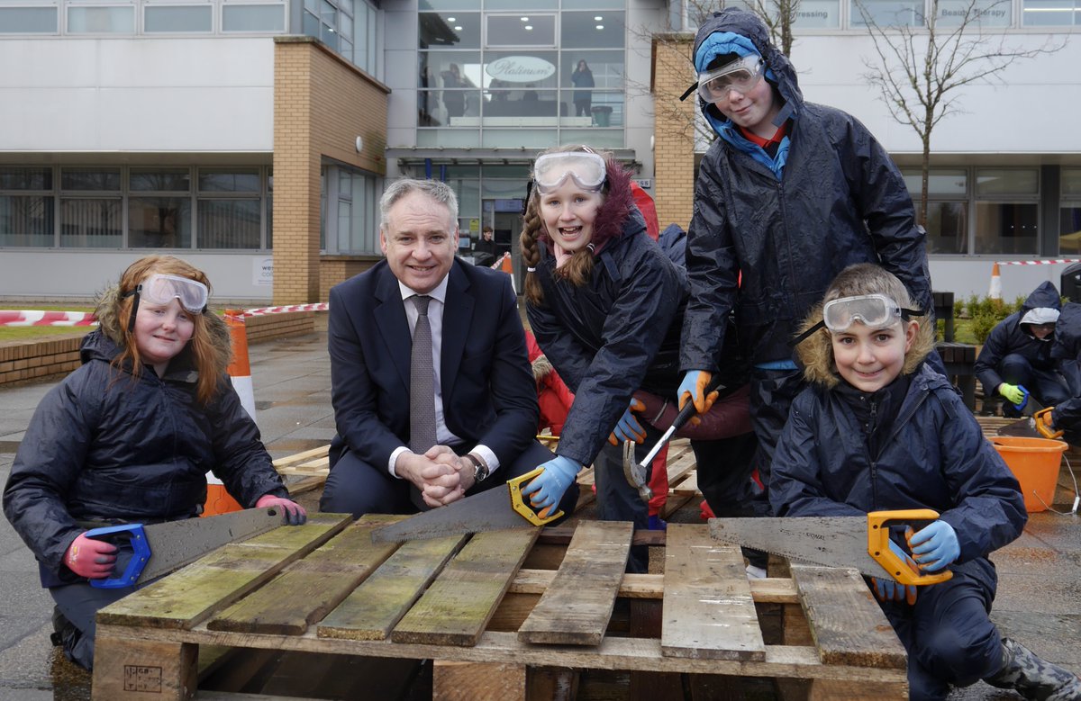 ScotGovEdu's tweet photo. More people from rural and deprived areas are accessing high quality STEM events and more women are starting #STEM Foundation Apprenticeships.
Read about progress made in year two of our #STEMStrategy for Education & Training -> https://t.co/O4IaTHTaqd
#STEMnation https://t.co/QSuxTm1LdR