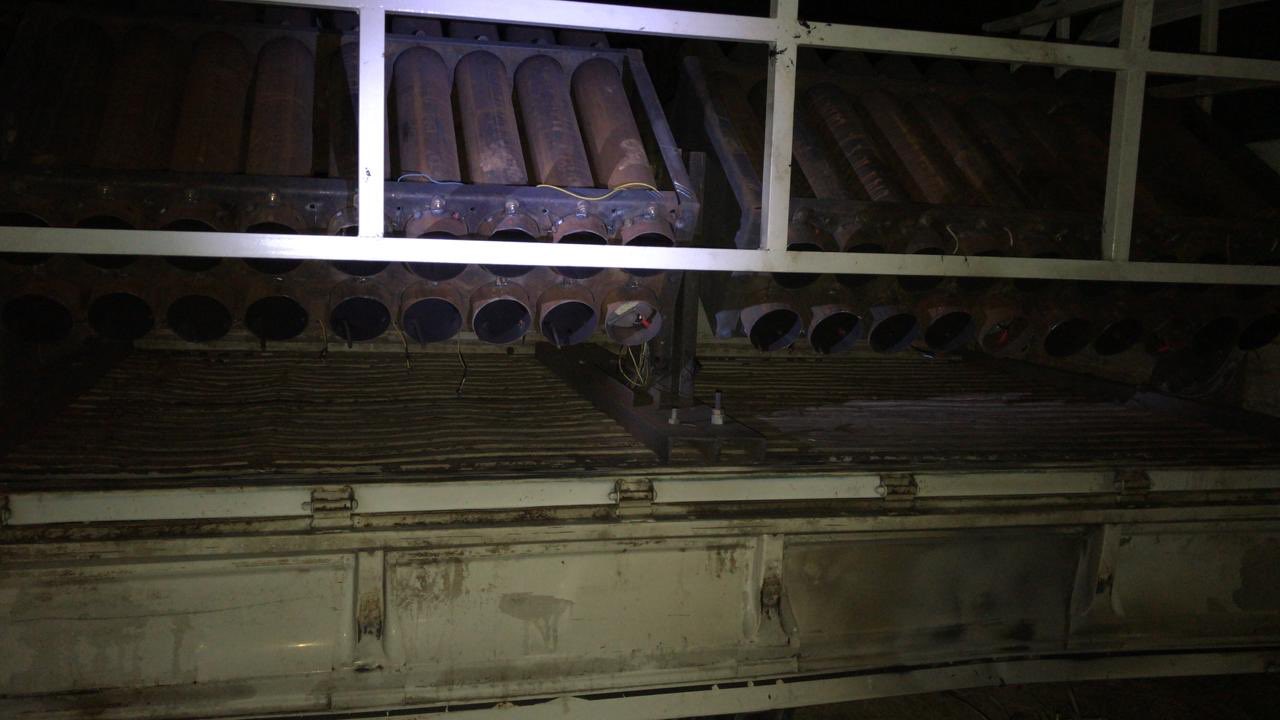 ES2FLBIXgAchzEX?format=jpg&name=large