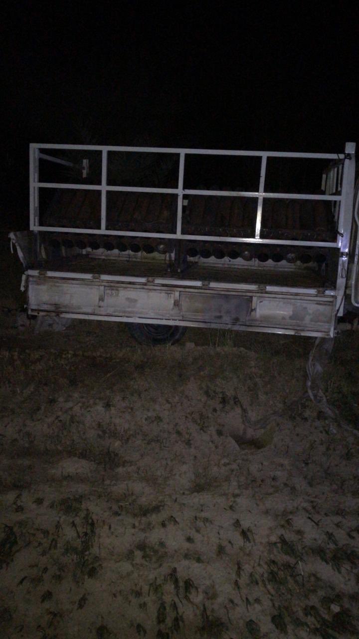 ئەو ئۆتۆمبێلەی کە وەکو سەکۆیەک بۆ مووشەکبارانکردنی بنکەی تاجی بەکارهات