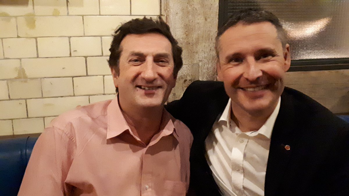 cab4dj's tweet photo. @AVUserGroup what a great community! #avtweeps #avislife #GrowAV @PeterFell6 @BenPain_Tech @ChilternSounds @stuartdavidmit1 Peter Cotton, Andrew Smith @shuresystems https://t.co/ZSGN7j01x3