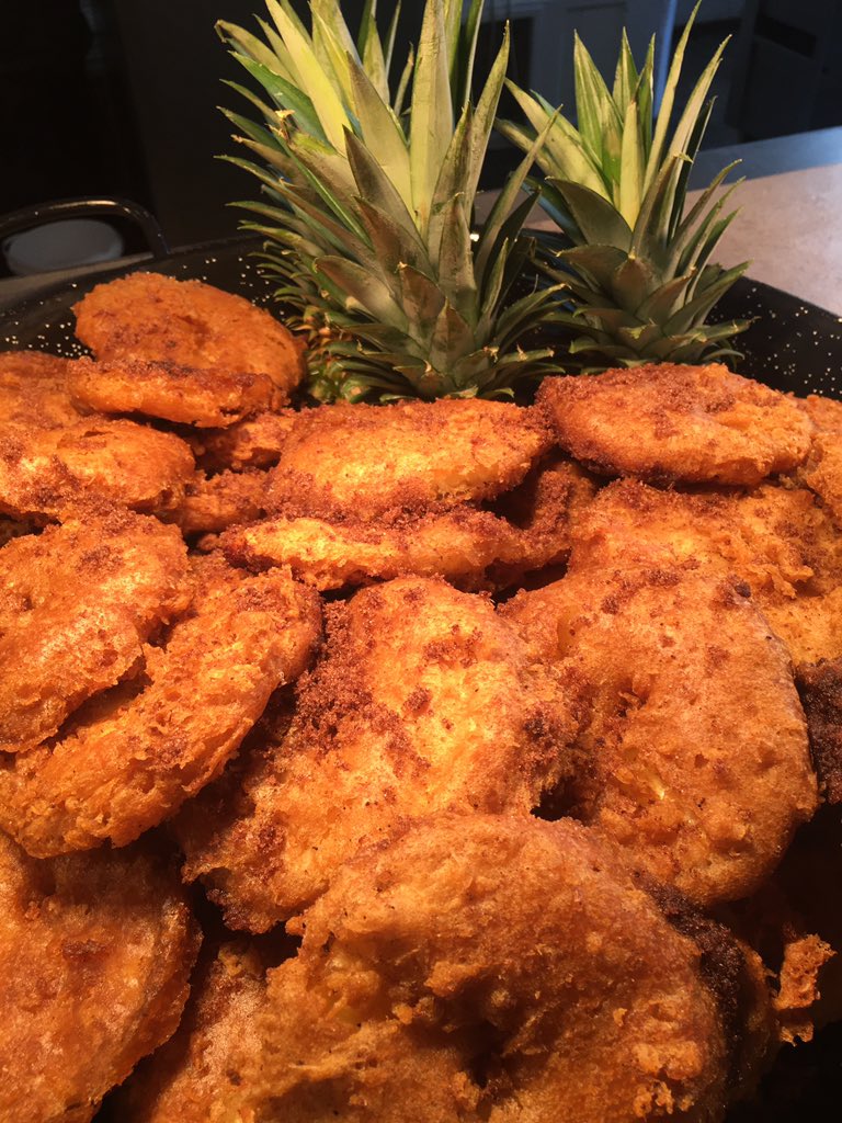 ChefRobWilliams's tweet photo. Fun evening cooking for borders @RydalPenrhos #chowmein #pineapplefritters @caddick_ian @Traceykeane123 https://t.co/6EXXQS61RJ
