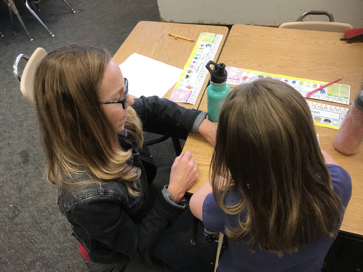 OrindaSchools's tweet photo. Young poets in Ms. Dodd’s K-1 swirl class are writing memoir poems. ⁦@delreydolphins⁩ #WeAreOrinda #EveryoneBelongsHere https://t.co/xhhPgDhJCP