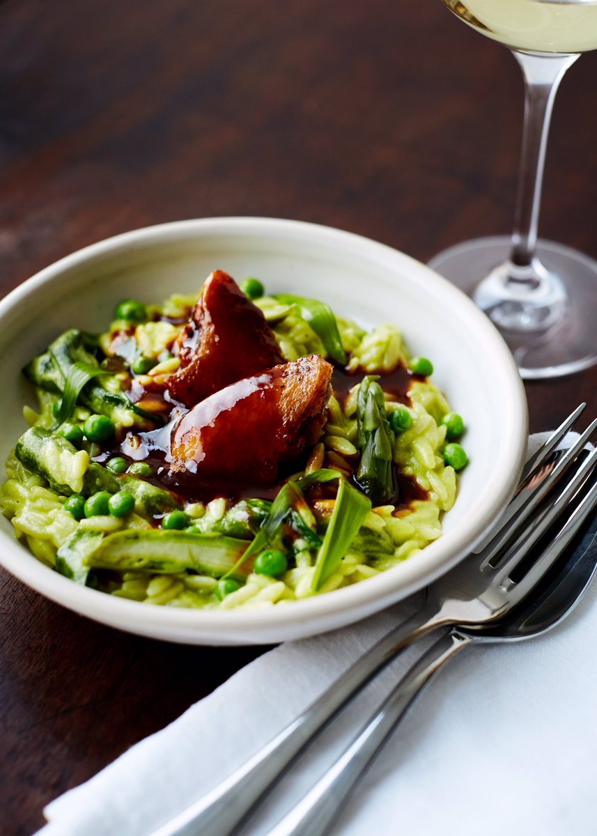 We will be opening our doors in April, serving quality produce at the peak of its season. Here is our ‘orzotto’ with spring vegetables and confit chicken wings.⠀
