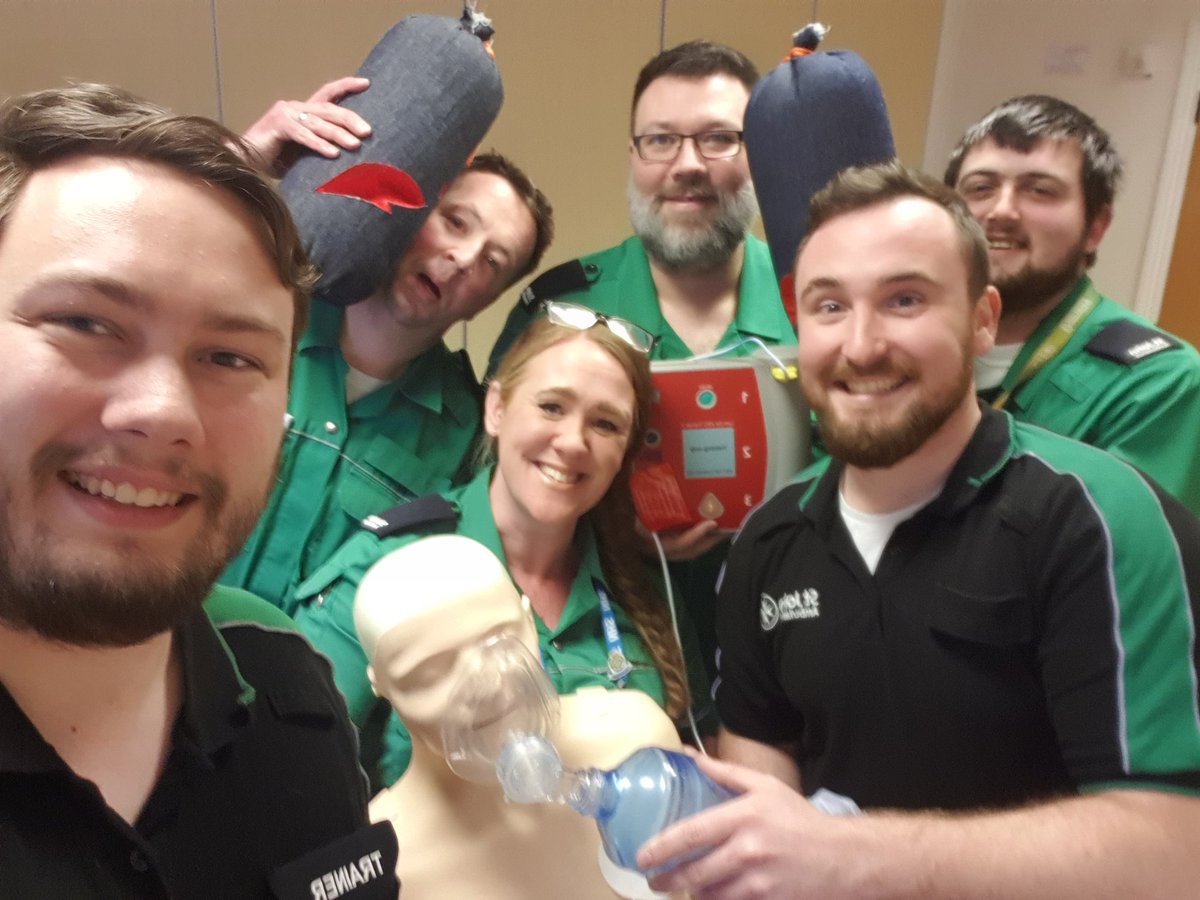 Just finished training the first Ambulance Crew Essential Education (day 1) course at <a href="/stjohnambulance/">St John Ambulance England</a> in Guildford. <a href="/CraigAHarman/">Craig Harman MStJ</a> <a href="/danbevis/">Dan Bevis</a> there are some fantastic St John Crew out there! Here's hoping the next 4 days go great too... @SJAVolTraining  <a href="/SJAIntlComms/">Internal Comms</a> @SJA_ACR