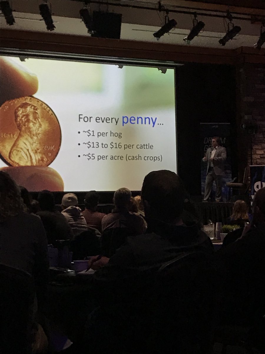 SamSentes's tweet photo. Craig Klemmer showing the importance of the Canadian dollar #fccignite https://t.co/yGjAIDzChB