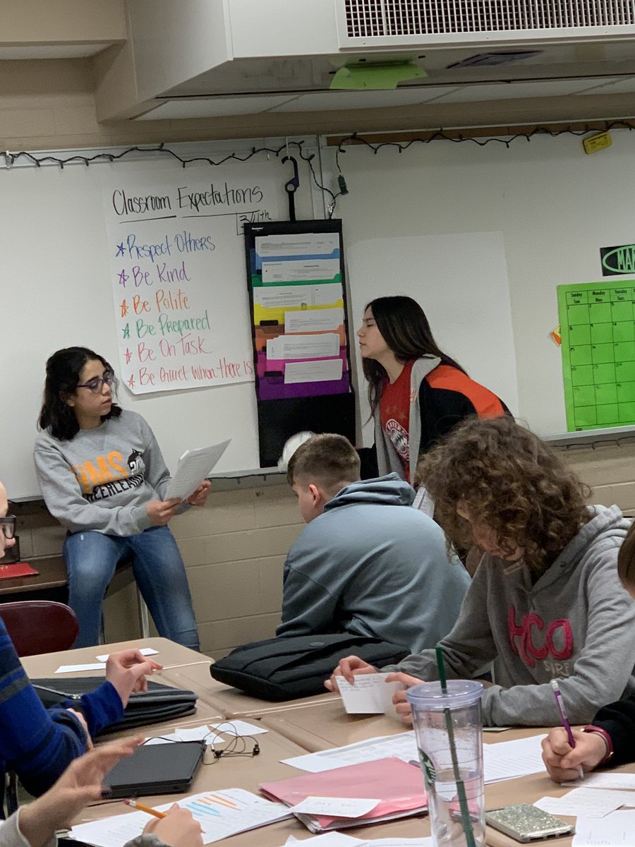 HMS_Team71's tweet photo. Students rehearsing their Shakespearean Dialogues before their performances! @HSD122 @HarlemMS #team7won https://t.co/3sIWJ2bzuu