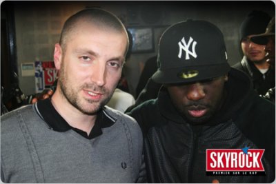 SkyrockKlassiks's tweet photo. En 2008 @zehefyu publie son #album phénomène "Suis-Je Le Gardien De Mon Frère" 💯 On t'en passe plusieurs extraits sur #SkyrockKlassiks ⭐️ comme #MonPublic où le rappeur d'Aulnay rend hommage à ses fans 📲 https://t.co/cj4IwH1Bm0 https://t.co/09EQblMNaD