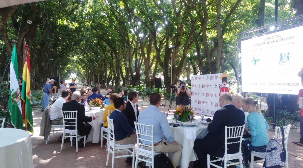 jeffglekin's tweet photo. Muchas gracias a Marriott Drilling, auspiciador de la inauguración de la semana británica, del concurso de bandas “Ivasion Británica” de la inauguración de la “Plaza Gran Bretaña” de la British Week Santa Cruz.
#UKinSCZ
#BritishWeekSCZ https://t.co/Kzfe9TKgJL