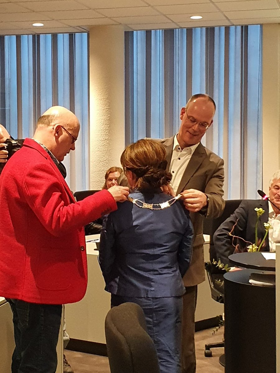 Gem_Brunssum's tweet image. Vanavond werd Wilma van der Rijt geïnstalleerd als nieuwe burgemeester van Brunssum. Wij wensen haar veel succes in onze mooie gemeente.