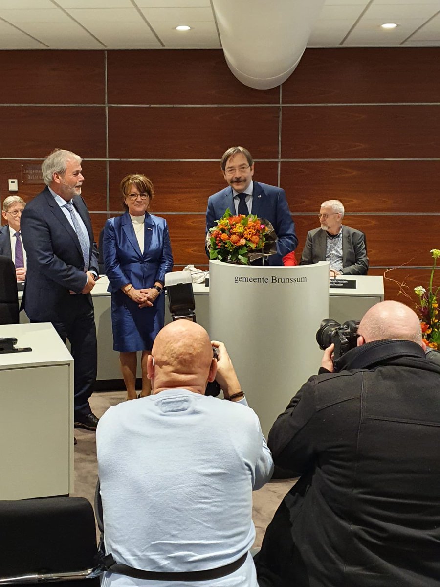 Gem_Brunssum's tweet image. Vanavond werd Wilma van der Rijt geïnstalleerd als nieuwe burgemeester van Brunssum. Wij wensen haar veel succes in onze mooie gemeente.