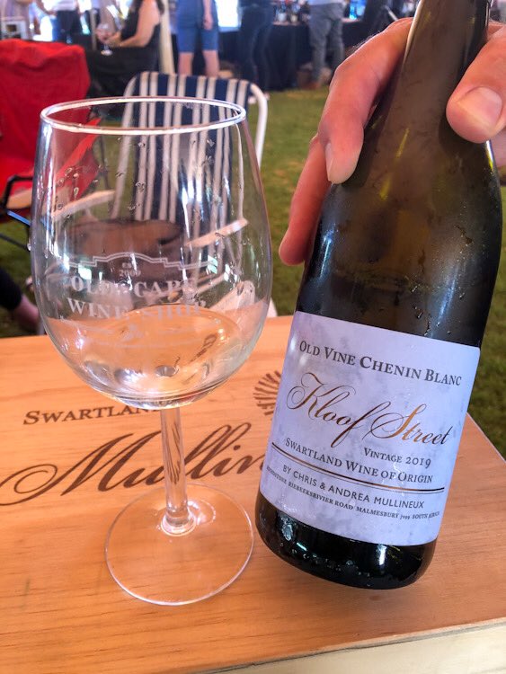swirlandspice's tweet photo. | IMHOFF WINE FESTIVAL 2020 |
π
π·
MULLINEUX - KLOOF STREET OLD VINE CHENIN BLANC 2019 ~
Pale straw in colour, this wine has a nose of sun ripened pears and wet granite. The palate has a vibrant acidity balanced by a soft and round texture.
#imhofffarm #swirlandspice https://t.co/y7vRTRfkGk