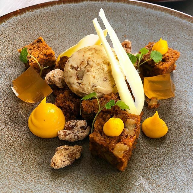 TheChequersWT's tweet photo. Malted grain carrot cake with sweet potato and bourbon, and maple and walnut ice cream! 🍁 #localfood #michelin #finedining #chefs #culinary #foodphotography #culinarytalents #chefstalk #gourmet #chefstable #instafood #chilterns #buckinghamshire #westonturville #carrot #cake … https://t.co/BbnLRA3s32