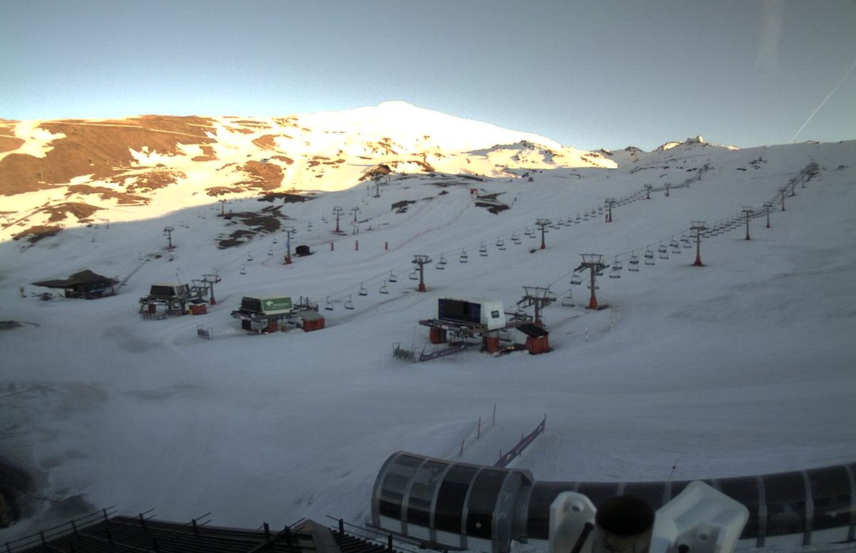 ⛷️Descubre ya nuestros PACKS para esquiar en #SierraNevada de mano de profesionales y a un precio económico!

🔵FORFAIT+CURSILLO+ ALQUILER ➡️ bit.ly/2TEn2hF

🔵FORFAIT+CURSILLO ➡️ bit.ly/2VPOwDN

😉Escríbenos o reserva en la web!