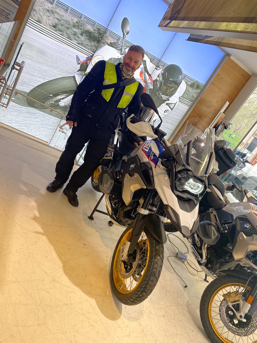 BMWPL_Bikes's tweet photo. This customer picked up his new 20 Plate BMW R 1250 GS Rallye last week!
What bike would you be picking up in the new 20 Plate?
#BMW #Motorrad #20PLATE https://t.co/rJG5RRHOQ5