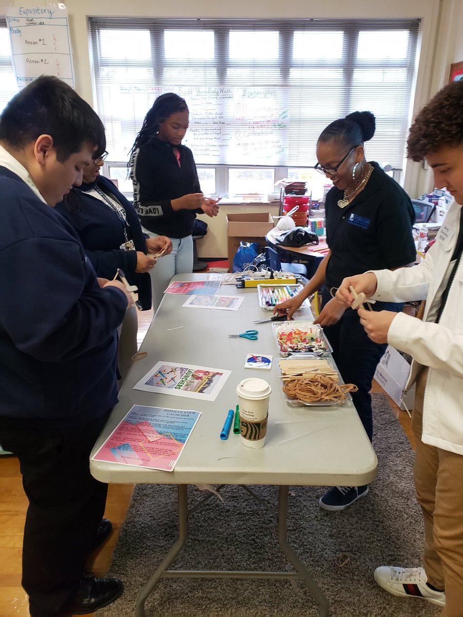 ZGatson2's tweet photo. Aviation Day in full effect. @TeamHISD @WesleyES_HISD @A180_HISD @HISDChoice #WesleySTEM #TEAMHISD #MSAP2017 https://t.co/SIxsBcxarg