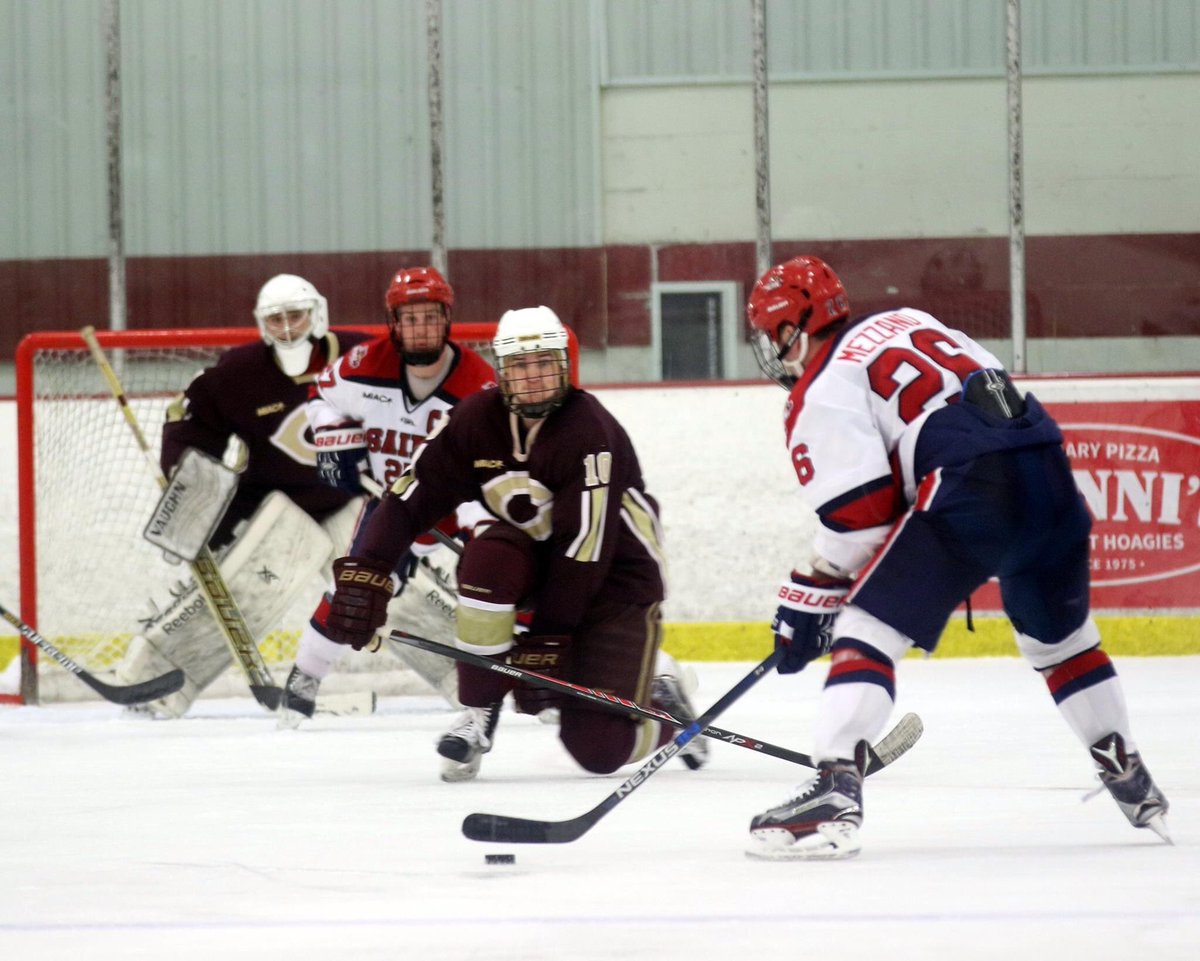 Doerangutang's tweet photo. Couldn’t think of any one better to pass the torch on to you welcome for getting out of the way of all the shots you faced. Corngratz @pineshockey30 ! https://t.co/VlTVlfFQ01