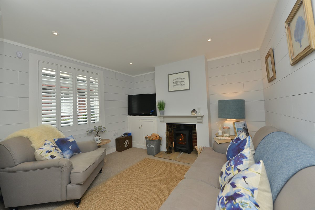 Home from Home by Hamptons International tweet media