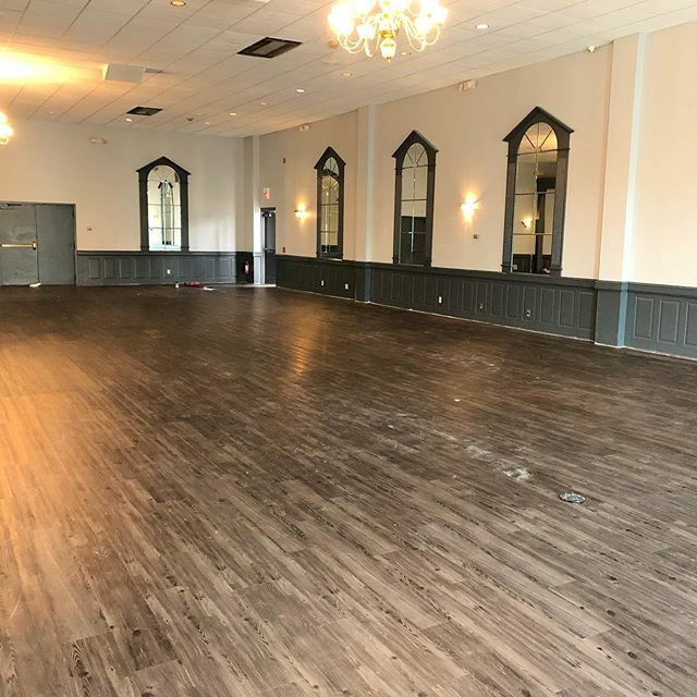 ClassicsV's tweet photo. We have completely transformed our Main hall!!! Re model will be complete at the end of next week. Make your plans today to tour our facility. 716-691-6000 #buffalowedding
#weddingsinbuffalo 
#weddingreception 
#classicsv
#buffalobrides #banquets #banquethall https://t.co/ZsmHTwCA6Z