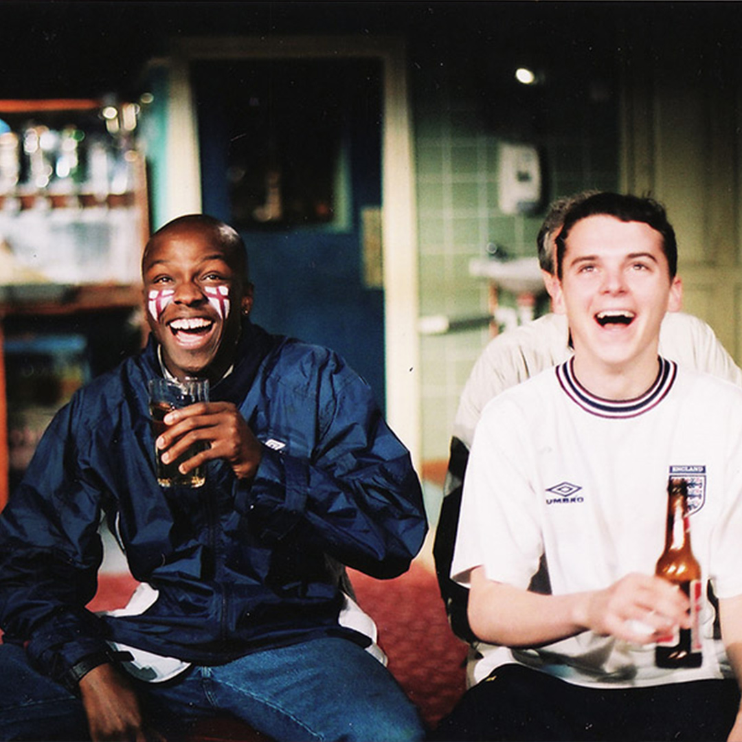 Sing Yer Heart Out For The Lads is coming home to the National Theatre 18 years after its premiere. ⚽

@ChichesterFT’s production of Roy Williams' visceral play directed by @NicolefcCharles arrives this autumn. These archive photos show our 2002 production. 📷 Sheila Burnett