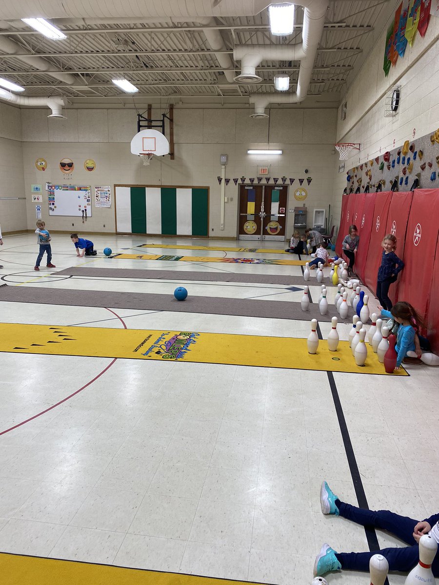 KurtzPe's tweet photo. @KurtzKLatimer learning to bowl. #lifelonglearning  #kurtzpride https://t.co/OgFDHbxCXD