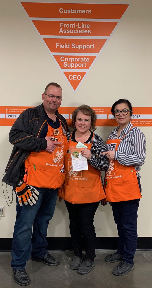 This is Lisa-Marie, who’s receiving a Homer Badge for Creating Shareholders Value throughout our Inventory Preparation. Along side ASM Lisa-Marie, is SM John and MAPM Selma.