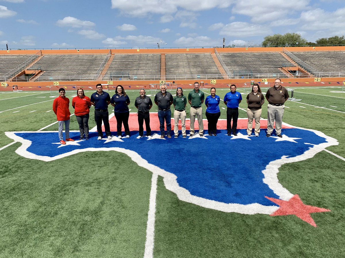 Gilbert_d_leal's tweet photo. Best Athletic Trainers in Texas. Thank you for keeping our athletes safe and healthy. @BISDAthletics1 https://t.co/Z8mZm9HolA