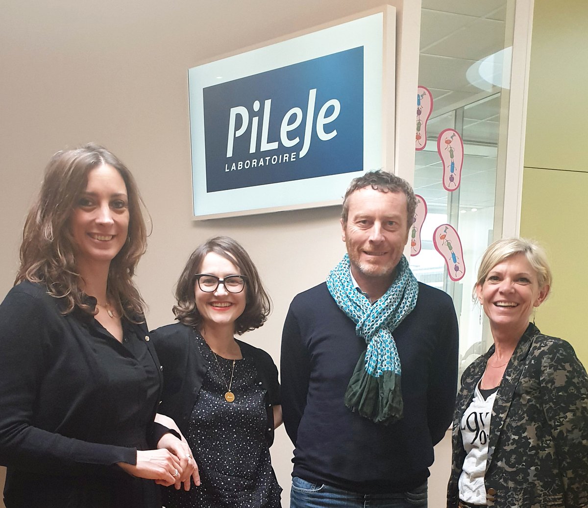 fdmaladiesrares's tweet photo. [Partenaire] Rencontre aujourd'hui avec @PiLeJe, soutien financier du dossard solidaire de @pystopin lors de son défi sportif sur @UTMBMontBlanc ! #merci #maladiesrares #ensemble https://t.co/gewr3Vo4WF