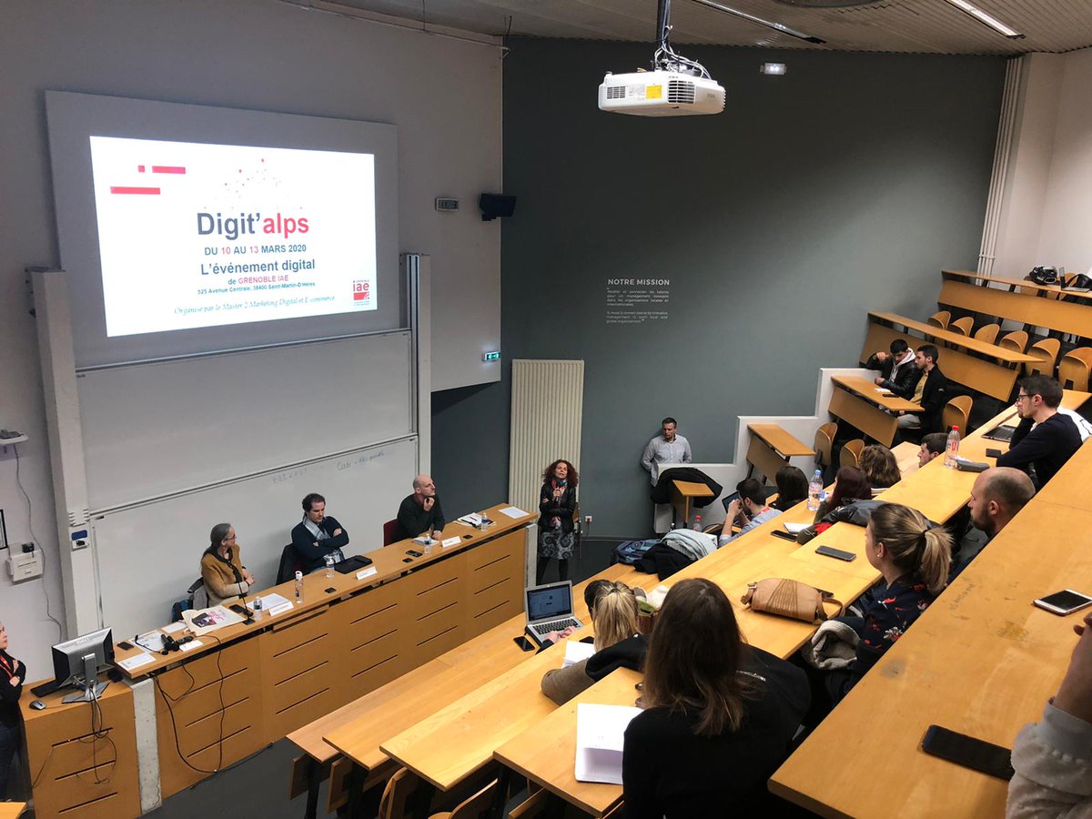 iae_digitalps's tweet photo. Comment faire coexister numérique et écologie ?
Voici la thématique débattue et discutée ce soir lors de notre 2ème conférence. 
Des places sont encore disponibles pour nos prochains événements : https://t.co/IRjYCWrQrm
@Grenoble_IAE @ahelmeg https://t.co/s0b678chTv
