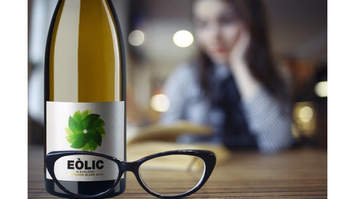 Aridvins's tweet photo. Ho veig clar!!
Eòlic Sauvignin Blanc😘💋💋💋
#aridvins @SentitsBCN @monvinic https://t.co/Bb2wpunnO1