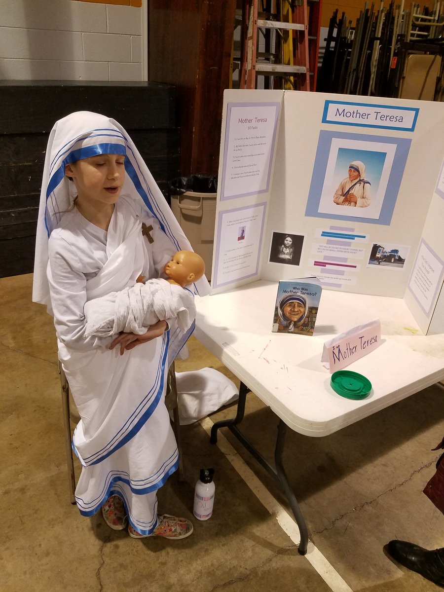 OLLIndy's tweet photo. Our 3rd graders displayed "wax museum" presentations today! https://t.co/fOYJuPVvzz