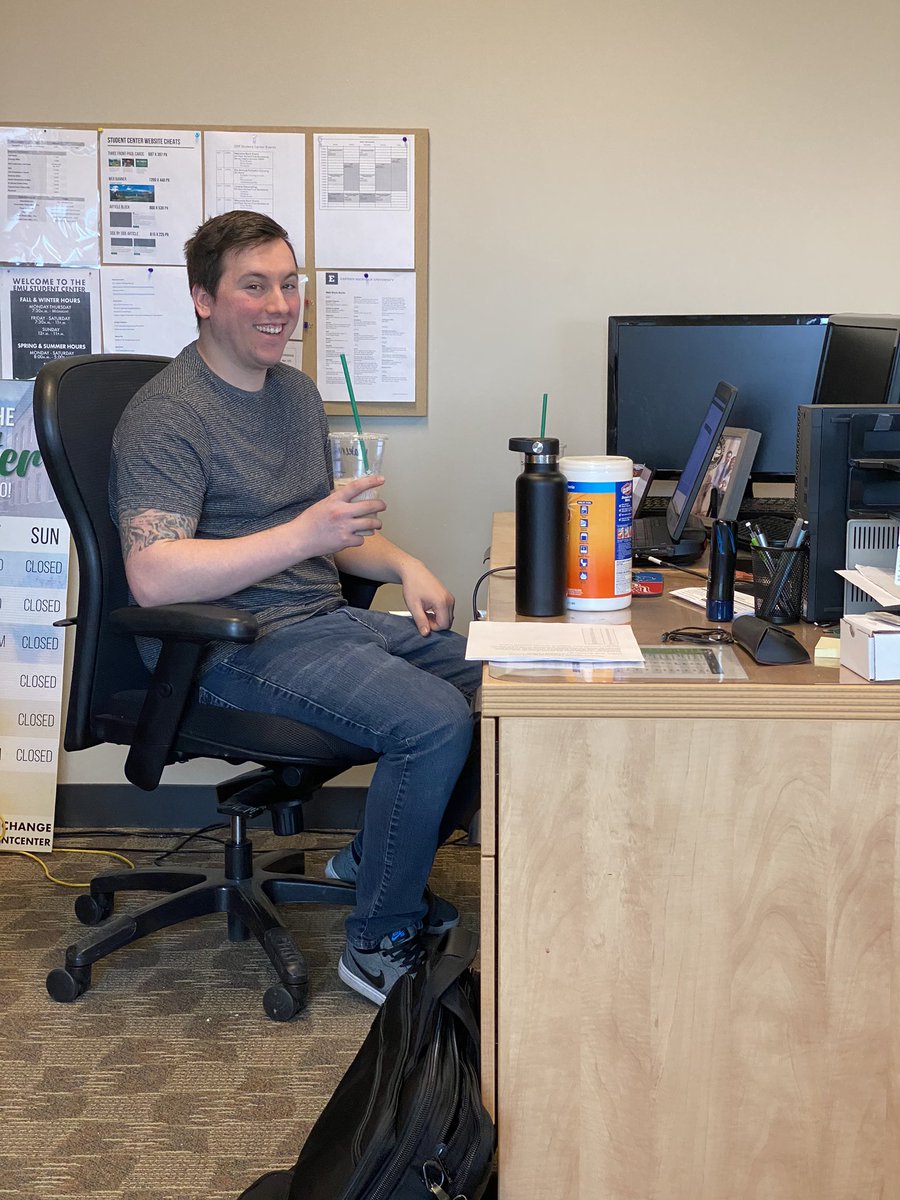 Spreading #CampusKindness by getting our web developer some Starbucks ☕️ 

Thanks for all of your hard work, Josh! 💚 #TRUEMU #EMUSocialites