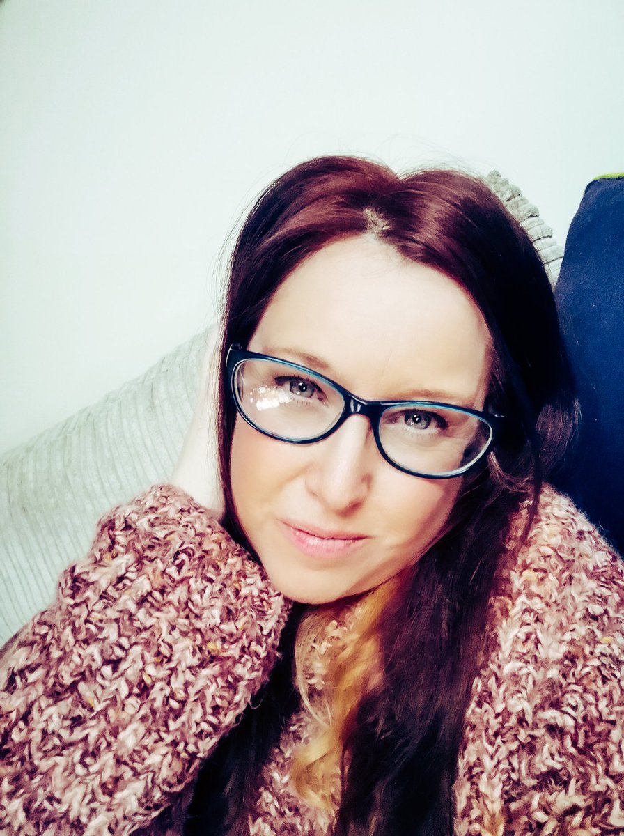 emma76history's tweet photo. Another long day, a much needed hot chocolate after work with good company, followed by a banging headache just in time for home! Marvellous! Early night for me again! ๐คฏ๐ #longday #work #hotchocolate #hometime #headache #tired #needsometlc https://t.co/xi5oacAjd8