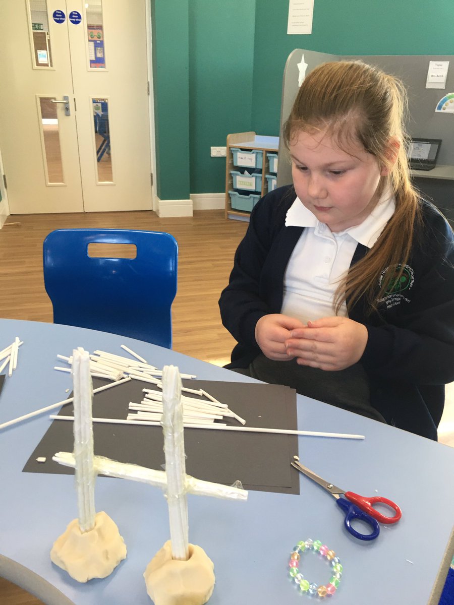 SpringboardSCPS's tweet image. We have been having fun creating an exploding volcano 🌋 and building bridges this afternoon #Springboard #Springcottagescience #STEM
