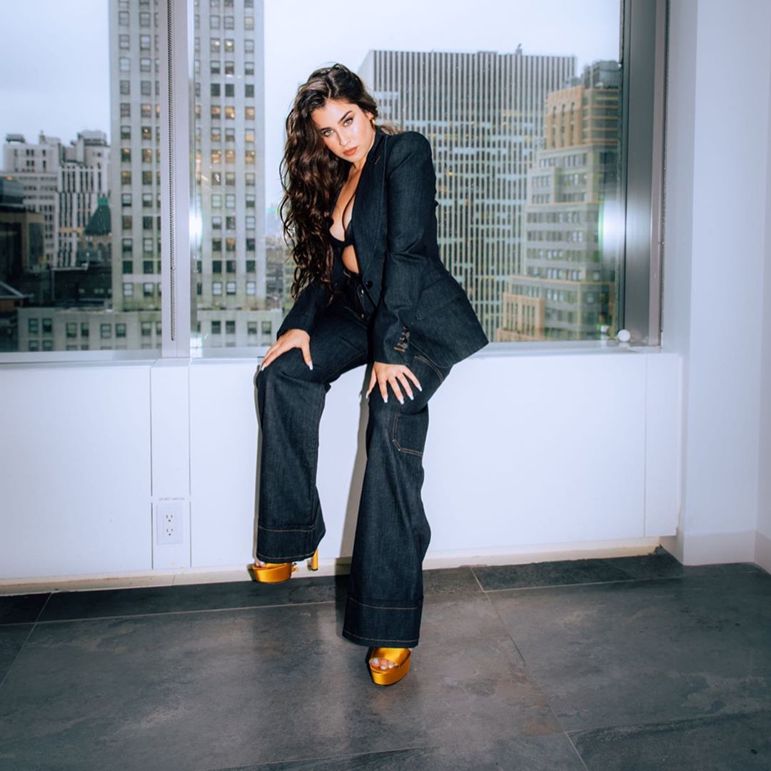 LMJNewsPL's tweet photo. Nowe zdjęcia Lauren 📸 https://t.co/UBchGzTHsc